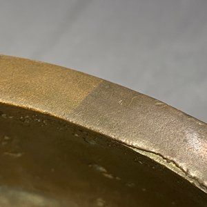 Un grand brûle-parfum tripod en bronze, Chine, 18/19ème — photo 16