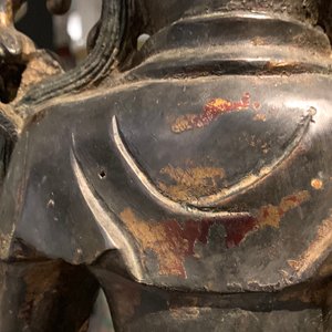 Un grand groupe en bronze figurant Guanyin sur un dragon, Chine, prob. Ming — photo 21