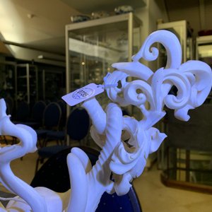 Un grand groupe en ivoire sculpté figurant un éléphant et deux femmes, Chine, 1ère moitié du 20ème — photo 15