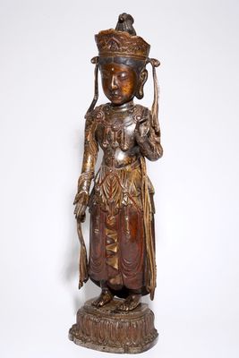 Un grand modèle de Bodhisattva en bronze laqué et doré, prob. Corée, Goryeo/Joseon, 14-16ème