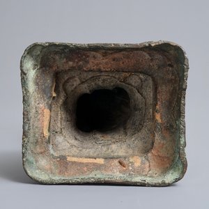 Un grand modèle de Mahakasyapa en bronze doré, Chine, Ming — photo 7