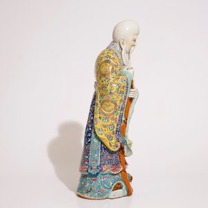 Un grand modèle de Shou Lao en porcelaine de Chine famille rose, 19ème — photo 4