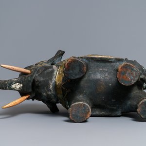 Un grand modèle d'un éléphant en bronze incrusté, Japon, 19ème — photo 7