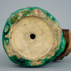 Un grand modèle d'un faucon en grès de Chine, Qianlong, 18ème — photo 7