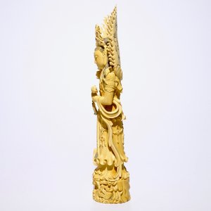 Un grand modèle d'une Guanyin en ivoire sculpté et incrusté, Chine, 19ème — photo 2