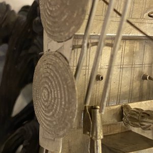 Un grand modèle d'une jonque en argent sur socle en bois sculpté, Chine, 19ème — photo 17