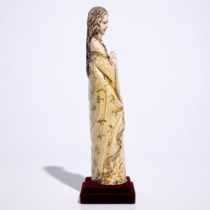 Un grand modèle indo-portugais d'une Vierge en ivoire sculpté polychrome, Goa, 17ème — photo 5