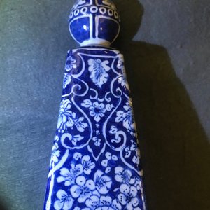Un grand obélisque en faïence de Delft bleu et blanc, 1er quart du 18ème — photo 19