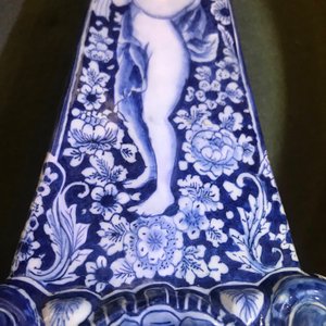 Un grand obélisque en faïence de Delft bleu et blanc, 1er quart du 18ème — photo 24