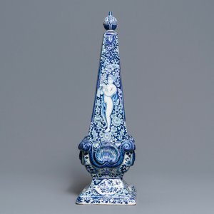 Un grand obélisque en faïence de Delft bleu et blanc, 1er quart du 18ème — photo 3