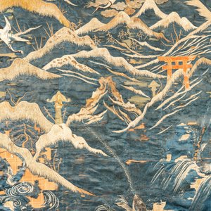 Un grand panneau en broderie de soie à décor de grues et de carpes autour du Mont Fuji, Japon, Meiji, 19ème — photo 5
