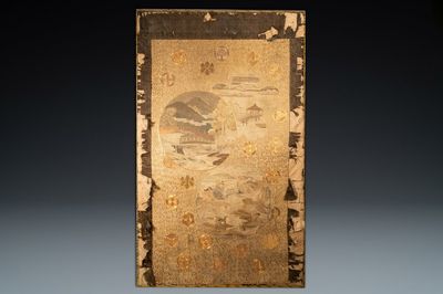 Un grand panneau en broderie de soie à décor de médaillons aux paysages, Japon, Meiji, 19ème
