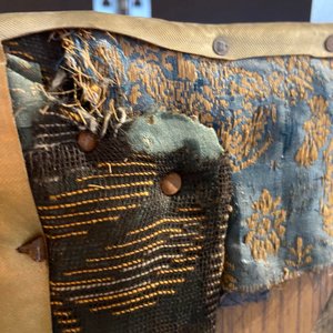 Un grand panneau en broderie de soie à décor d'un phénix, Japon, Meiji, 19ème — photo 16