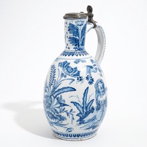 Un grand pichet en faïence de Delft bleu et blanc à décor d'un tigre et un lion, 17ème — photo 5