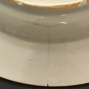 Un grand plat en porcelaine de Chine de style Imari, Kangxi — photo 5
