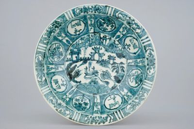 Un grand plat pour le marché islamique en porcelaine de Chine dit de Swatow, Dynastie Ming, vers 1600