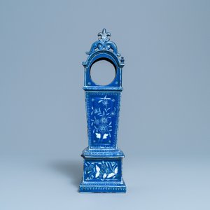 Un grand porte-montre en faïence de Saint-Omer à fond bleu, France, 18ème — photo 2
