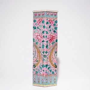 Un grand porte-parapluie en porcelaine de Chine Peranakan à décor de phénix, 19ème — photo 4