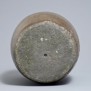 Un grand pot à verser en grès émaillé au sel, Japon, Meiji/Showa, 19/20ème — photo 7
