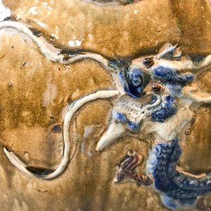 Un grand pot couvert de type martaban en grès émaillé polychrome, Ming/Qing — photo 41
