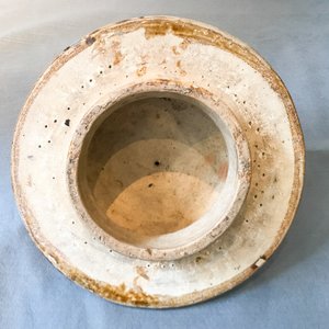 Un grand pot couvert de type martaban en grès émaillé polychrome, Ming/Qing — photo 57