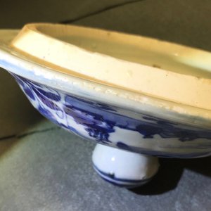 Un grand pot couvert en porcelaine de Chine bleu et blanc, Wanli, Ming — photo 8