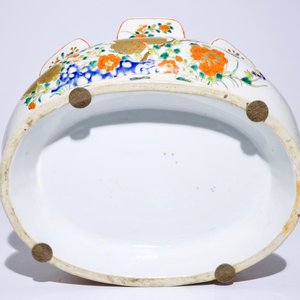 Un grand rafraîchissoir à verres en porcelaine de Chine verte-imari de style 18ème, modern — photo 6
