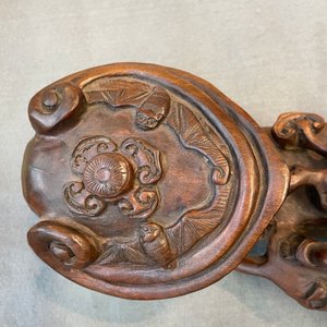 Un grand scèptre ruyi en bois sculpté, Chine, 19ème — photo 21