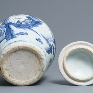 Un grand vase couvert en porcelaine de Chine bleu et blanc, Wanli — photo 6