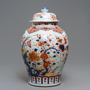 Un grand vase couvert en porcelaine de Chine de style Imari, Kangxi — photo 2