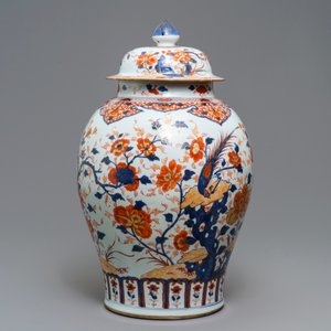 Un grand vase couvert en porcelaine de Chine de style Imari, Kangxi — photo 3