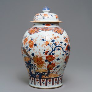 Un grand vase couvert en porcelaine de Chine de style Imari, Kangxi — photo 4