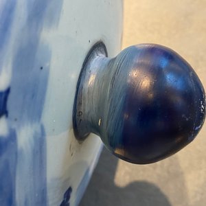 Un grand vase couvert en porcelaine de Chine en bleu et blanc, 19ème — photo 14