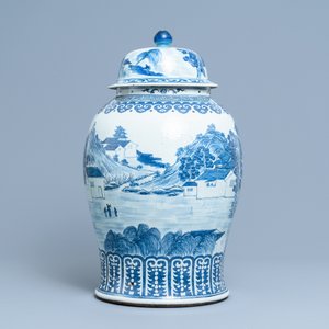Un grand vase couvert en porcelaine de Chine en bleu et blanc, 19ème — photo 4