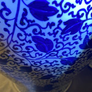 Un grand vase couvert en porcelaine de Chine en bleu et blanc, Kangxi — photo 16