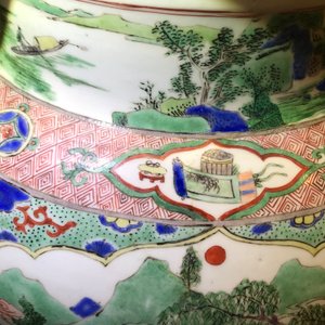 Un grand vase couvert en porcelaine de Chine famille verte à décor de paysages fluviales, Kangxi — photo 30