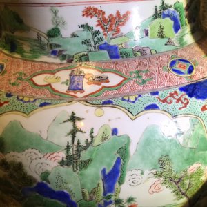 Un grand vase couvert en porcelaine de Chine famille verte à décor de paysages fluviales, Kangxi — photo 37