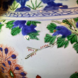Un grand vase couvert en porcelaine de Chine wucai, époque Transition — photo 17