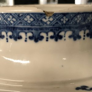 Un grand vase de forme cong en porcelaine de Chine bleu et blanc, 18/19ème — photo 9