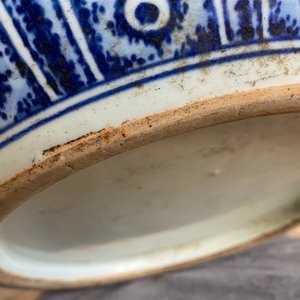 Un grand vase de forme double gourde en porcelaine de Chine en bleu et blanc, 19/20ème — photo 21