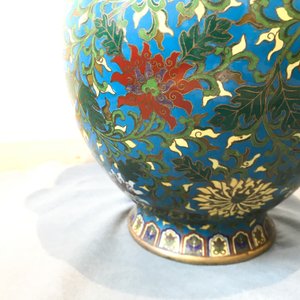 Un grand vase de forme hu en émaux cloisonnés, marque Qi Yu Bao Tung Chih Chen, Chine, 19ème — photo 15