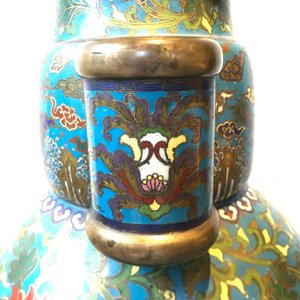 Un grand vase de forme hu en émaux cloisonnés, marque Qi Yu Bao Tung Chih Chen, Chine, 19ème — photo 32
