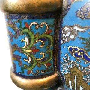 Un grand vase de forme hu en émaux cloisonnés, marque Qi Yu Bao Tung Chih Chen, Chine, 19ème — photo 10
