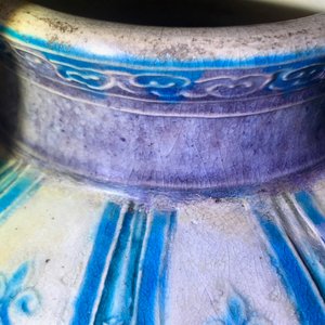 Un grand vase de forme meiping en grès fahua, Chine, Ming — photo 16