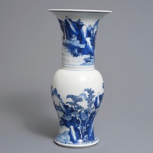 Un grand vase de forme yenyen en porcelaine de Chine famille bleu et blanc, Kangxi — photo 3