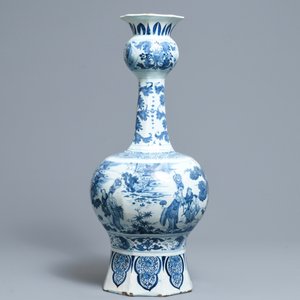 Un grand vase en faïence de Delft en bleu et blanc à décor de chinoiserie, fin du 17ème — photo 4