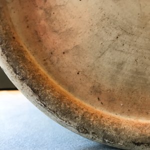 Un grand vase en porcelaine de Chine à décor en relief sur fond céladon, 19ème — photo 26