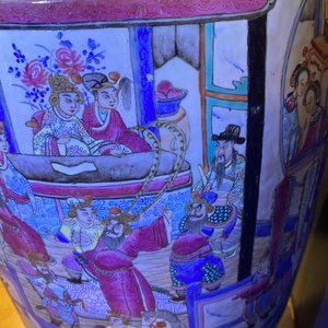 Un grand vase en porcelaine de Chine famille rose, 19ème — photo 27
