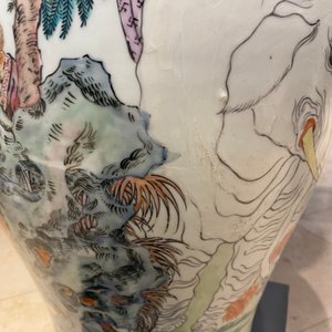 Un grand vase en porcelaine de Chine famille rose à décor d'immortels, République — photo 36