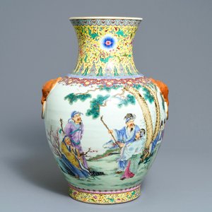 Un grand vase en porcelaine de Chine famille rose, marque de Qianlong, 20ème — photo 3